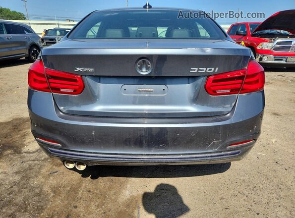 WBA8D9G58HNT90791 2017 BMW 3 SERIES Gray Vista interior delantera