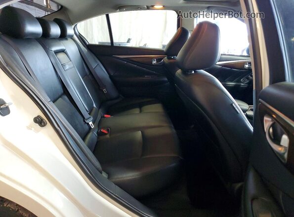 JN1EV7AP8JM364501 2018 INFINITI Q50 White უკანა სალონის ხედი