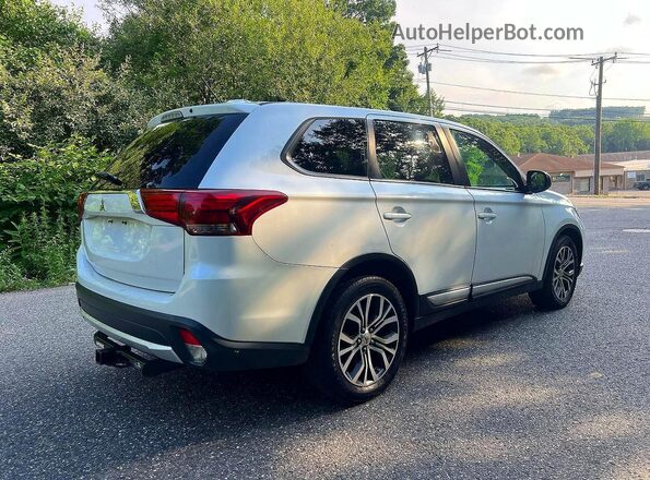 JA4AZ3A34GZ037976 2016 MITSUBISHI OUTLANDER White Вид спереду