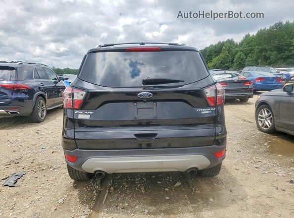 1FMCU9J93HUE87066 2017 FORD ESCAPE Black Widok wnętrza z przodu