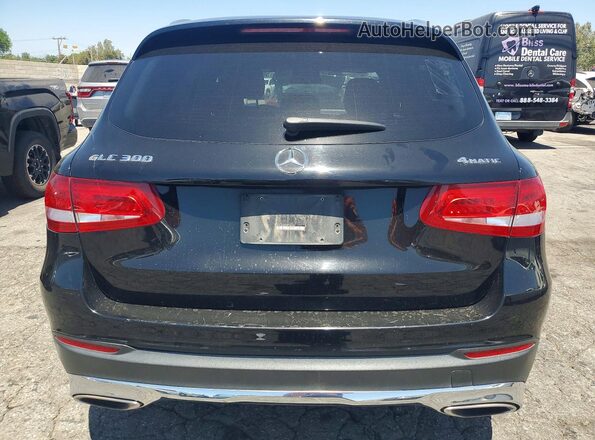 WDC0G4KB6KF581080 2019 MERCEDES-BENZ GLC-CLASS Black Вид салону спереду