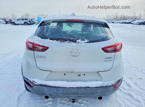 JM1DKDC70L1470023 2020 MAZDA CX-3 Серебряный Вид салона спереди