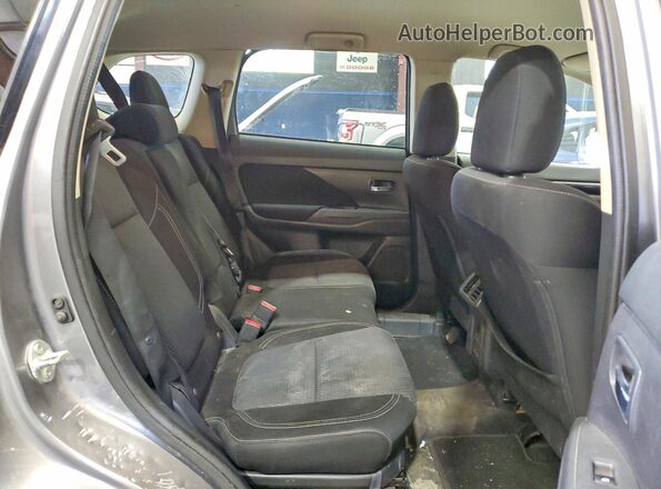 JA4AZ3A31LZ003102 2020 MITSUBISHI OUTLANDER Gray Vista del compartimento del motor