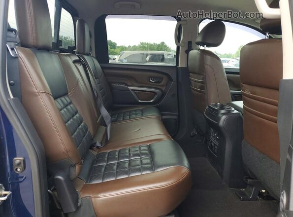 1N6BA1F4XGN512994 2016 NISSAN TITAN Синий Вид задней части салона