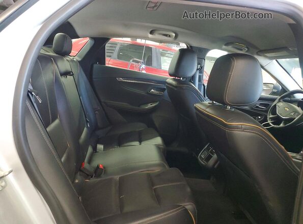 2G1105S36K9157977 2019 CHEVROLET IMPALA Silver უკანა სალონის ხედი