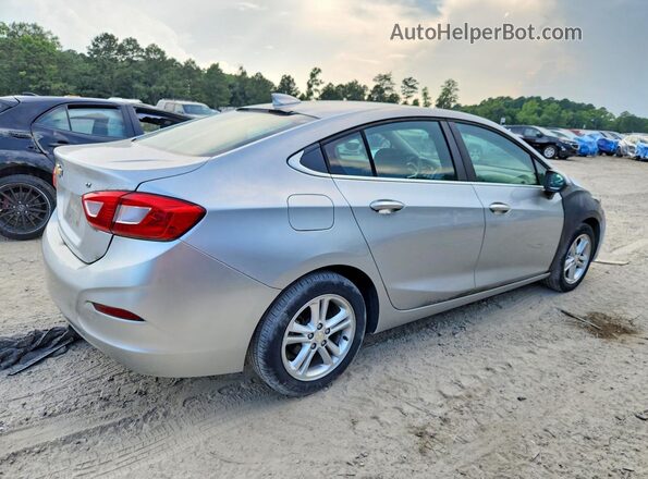1G1BE5SM9J7117858 2018 CHEVROLET CRUZE Silver Przód prawy