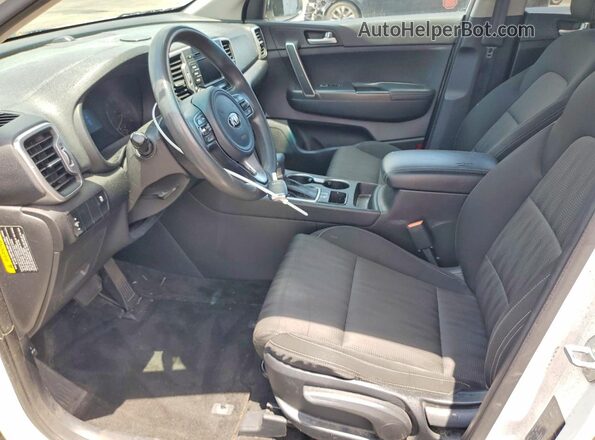 KNDPM3AC6H7192220 2017 KIA SPORTAGE Белый Вид панели приборов