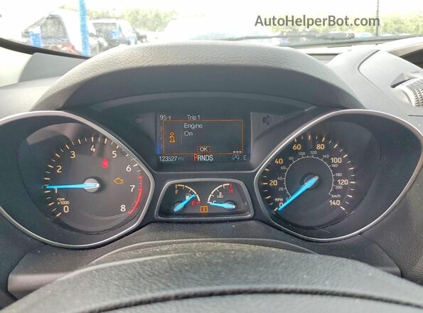 1FMCU9GD9HUB05781 2017 FORD ESCAPE White Вид задніх сидінь