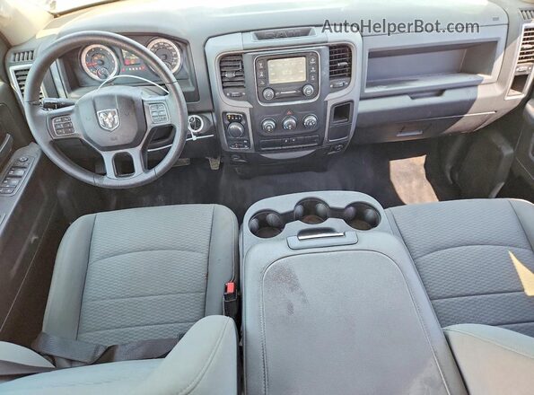 1C6RR7KT1KS545393 2019 RAM 1500 Black Widok zestawu wskaźników