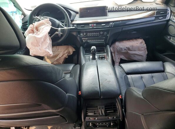 5UXKU2C56G0N83988 2016 BMW X6 White Вид панелі приладів
