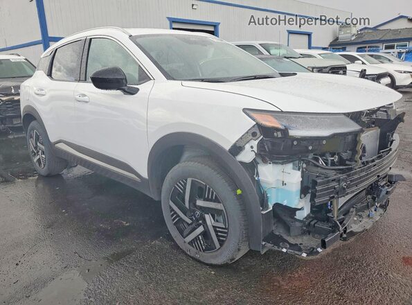 3N8AP6CE3TL380148 2026 NISSAN KICKS White Widok z przodu