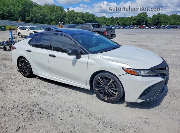 4T1B61HK8KU180239 2019 TOYOTA CAMRY White წინა ხედი