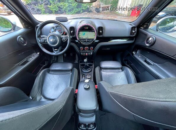 WMZYT5C5XK3E69700 2019 MINI COOPER Blue Widok tylnych siedzeń