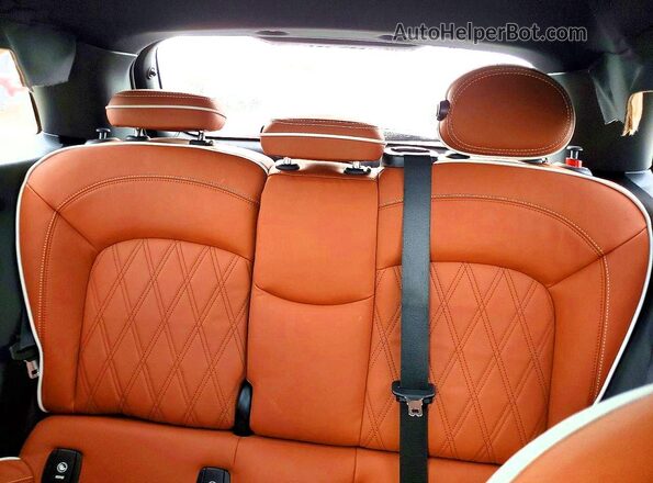 WMW53DK00P2U17146 2023 MINI COOPER Black Vista interior trasera