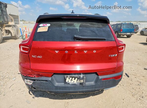 YV4162UM7L2207390 2020 VOLVO XC40 Red Vista interior delantera