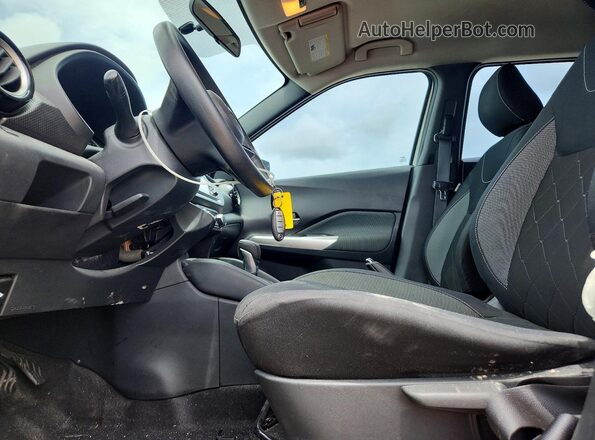 3N1CP5CUXKL471022 2019 NISSAN KICKS White Dashboard view