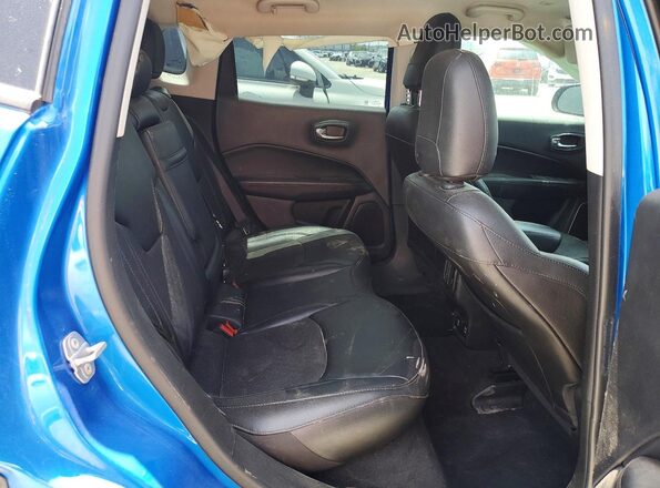 3C4NJCBB4KT676847 2019 JEEP COMPASS Blue Widok wnętrza z tyłu