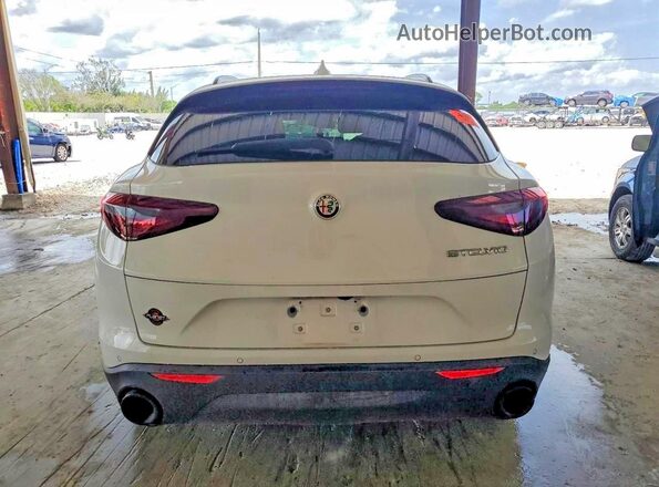 ZASPAJAN5N7D28208 2022 ALFA ROMEO STELVIO White Սալոնի դիմացի տեսք