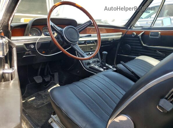 2280434 1971 BMW OTHER Silver Սարքավորումների վահանակի տեսք
