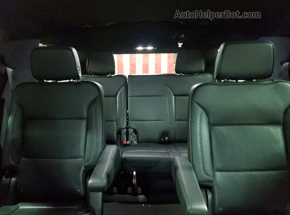 1GKS2JKL4RR277392 2024 GMC YUKON White Вид задньої частини салону