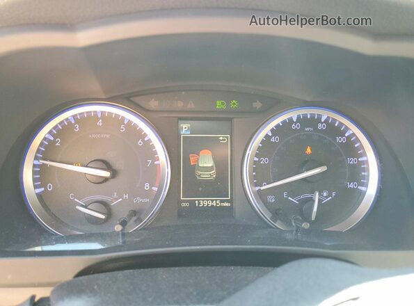 5TDKZRFH4KS550625 2019 TOYOTA HIGHLANDER Silver Вид задніх сидінь