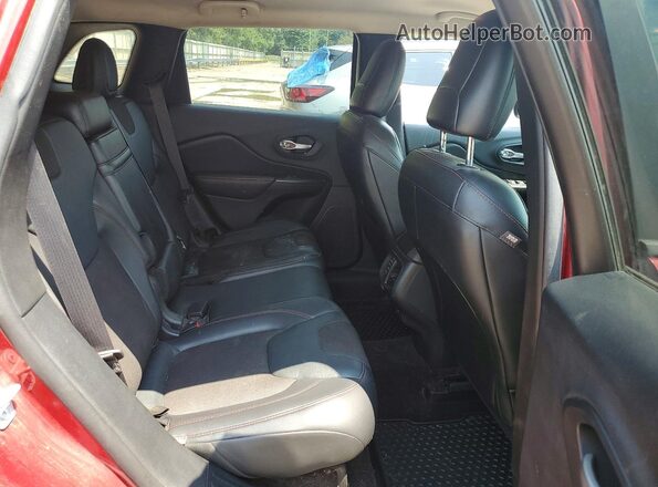 1C4PJMBS8GW285295 2016 JEEP CHEROKEE Red Շարժիչի բաժամունքի տեսք