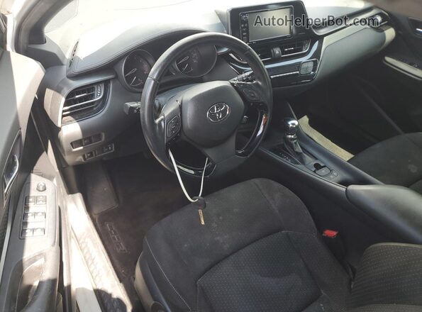 JTNKHMBX2J1003783 2018 TOYOTA C-HR White Vista del cuadro de instrumentos