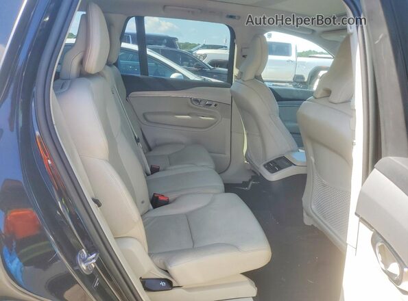 YV4102CK6N1854969 2022 VOLVO XC90 Black Vista del compartimento del motor