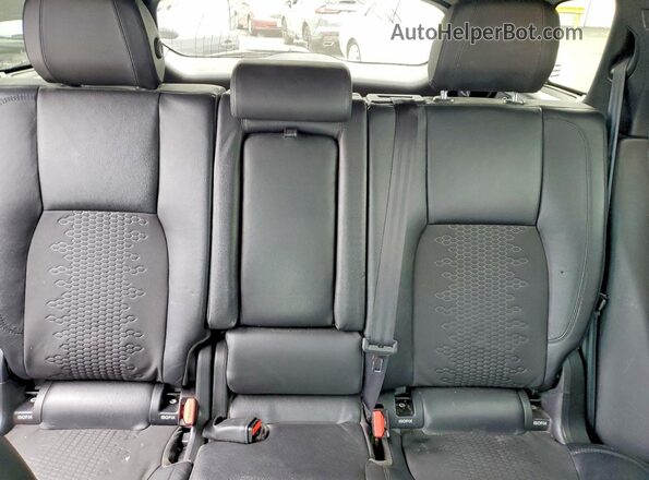 SALCP2BG2GH553929 2016 LAND ROVER DISCOVERY Black Widok wnętrza z tyłu