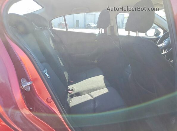 3MZBM1T70GM240133 2016 MAZDA 3 Red Vista interior trasera