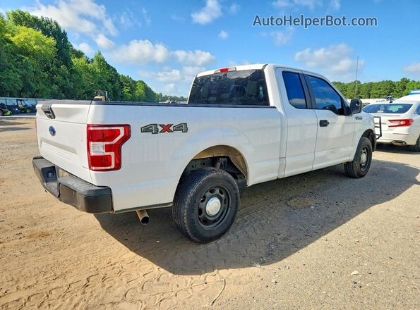 1FTFX1E51JKC65791 2018 FORD F150 White Front right