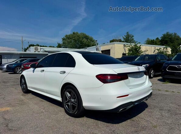 W1KZF8DB3NB025475 2022 MERCEDES-BENZ E Белый Передняя правая четверть
