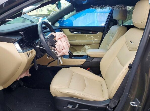 1GYKNARS0KZ205184 2019 CADILLAC XT5 Серый Вид панели приборов