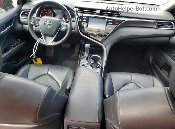 4T1B61HK9JU567316 2018 TOYOTA CAMRY Красный Вид щитка приборов