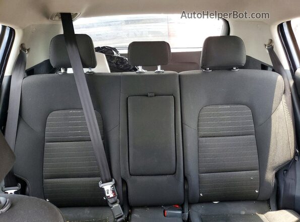 KNDPM3AC5J7484012 2018 KIA SPORTAGE Blue Widok wnętrza z tyłu