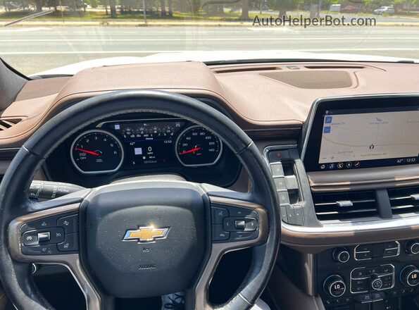 1GNSKTKL6MR179746 2021 CHEVROLET TAHOE White Vista del salpicadero