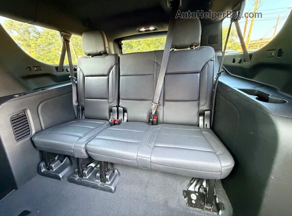 1GNSKDKD5PR106113 2023 CHEVROLET SUBURBAN Black Вид наклейки з VIN-кодом