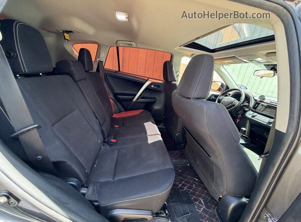 JTMWFREV8HJ711890 2017 TOYOTA RAV4 Gray Սալոնի դիմացի տեսք