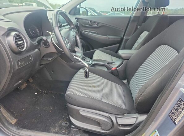 KM8K2CAA0JU143788 2018 HYUNDAI KONA Серебряный Вид панели приборов