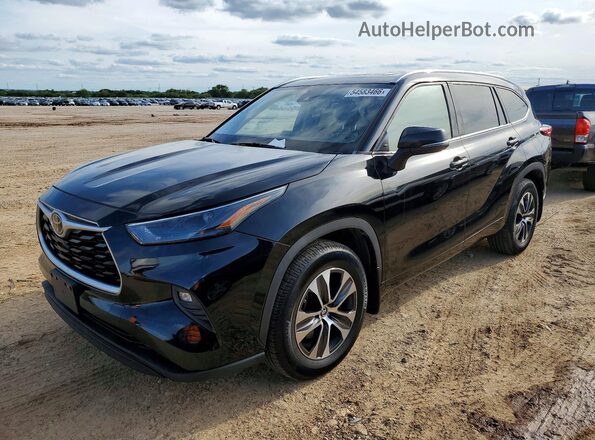 5TDGZRAH2NS539057 2022 TOYOTA HIGHLANDER Черный Задняя левая четверть