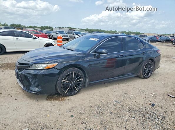 4T1B61HK6KU813059 2019 TOYOTA CAMRY Черный Задняя левая четверть