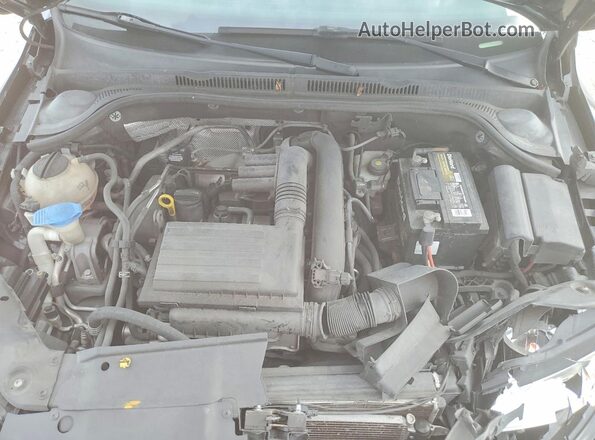 3VW267AJXGM281798 2016 VOLKSWAGEN JETTA Черный Вид подкапотного пространства