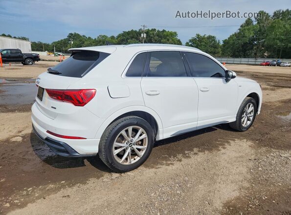WA1DECF37M1016034 2021 AUDI Q3 White Front right
