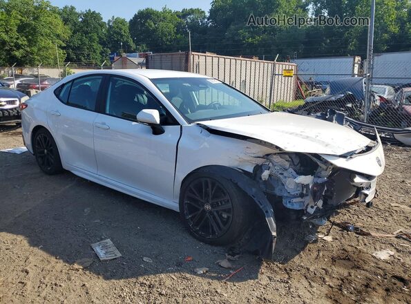 4T1DAACK9SU140315 2025 TOYOTA CAMRY White Դիմացի տեսք
