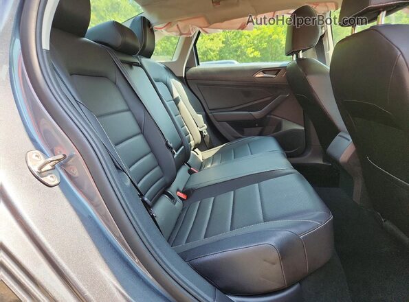 3VW7M7BU8RM012691 2024 VOLKSWAGEN JETTA Gray Rear interior view