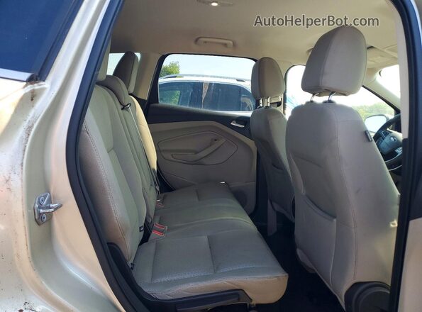 1FMCU9GD3HUC19937 2017 FORD ESCAPE Beige Vista del compartimento del motor