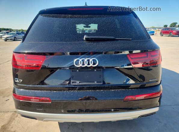 WA1LHAF74JD014777 2018 AUDI Q7 Black Вид салону спереду