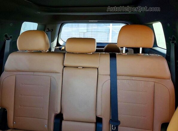 5NMP34G18SH020379 2025 HYUNDAI SANTA Green Rear interior view