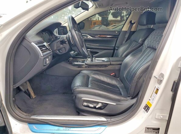 WBA7F2C53GG415098 2016 BMW 7 SERIES White Առջևի վահանակի տեսք