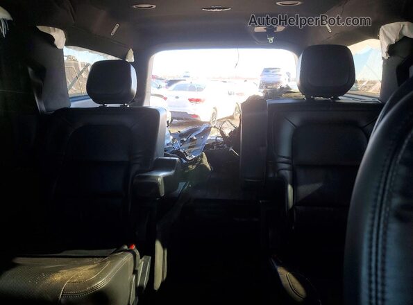 5LMJJ3NG6REL12471 2024 LINCOLN NAVIGATOR Black უკანა სალონის ხედი